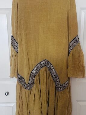 NIDODILEDA Mustard Linen Top/Tunic